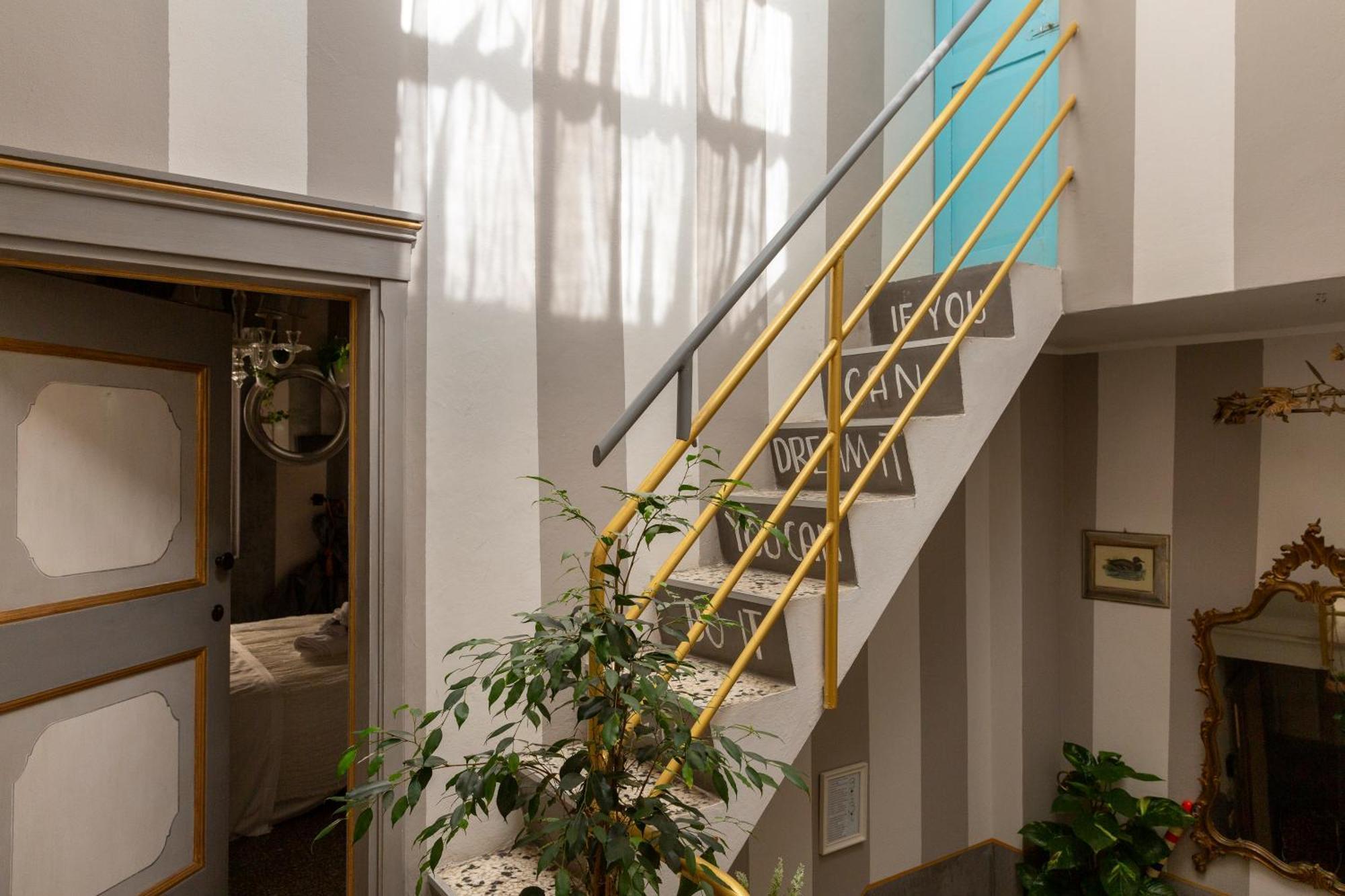Bibi Boutique Arezzo Living Suite Rosafragola & Verdeconiglio Экстерьер фото